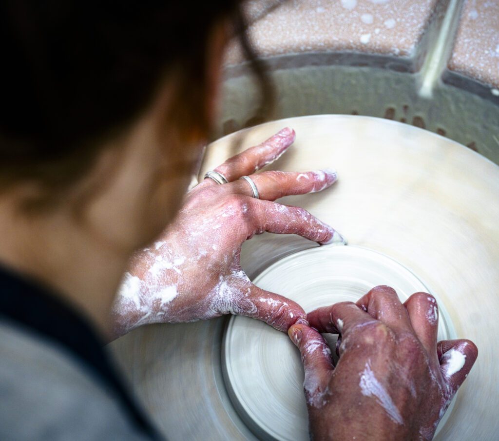 Poteries faites main – atelier Be’Zartizen